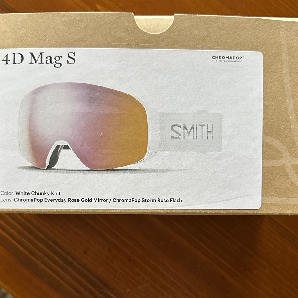 SMITH 4D Mag S Goggles with Rose Gold and White